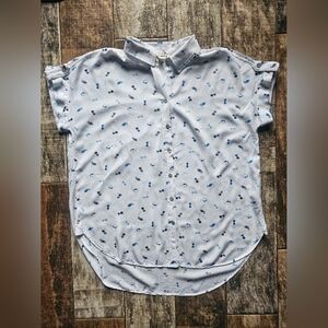 Jane & Delancey Button Down Blouse M | Blue Sunglasses Print | Costal Vibes